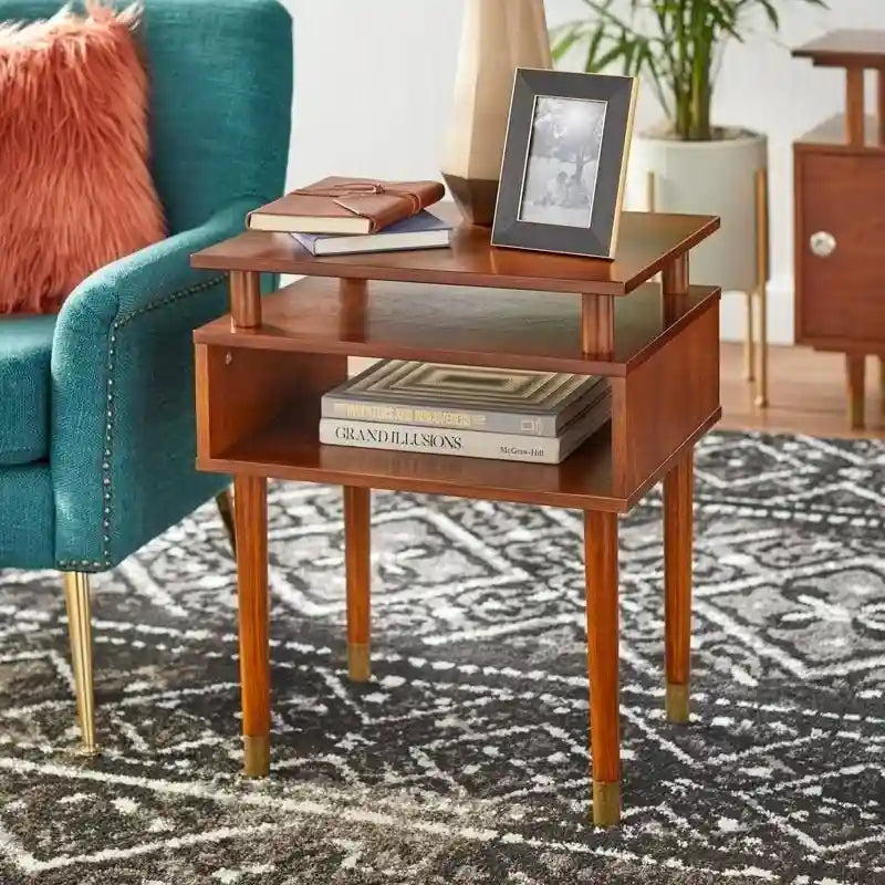 Table d'appoint de style médiéval, pour un style de vie simple