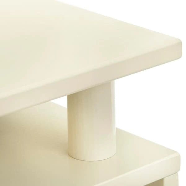 Table d'appoint de style médiéval, pour un style de vie simple