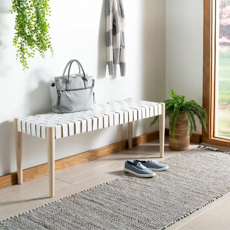 Banc en bois et cuir – 47Lx16Px18H