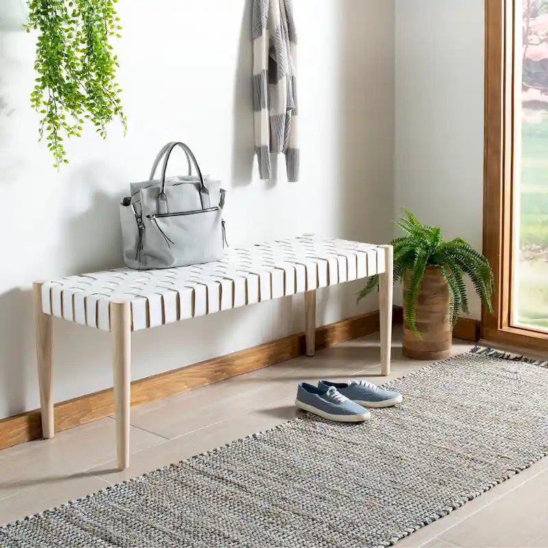 Banc en bois et cuir – 47Lx16Px18H