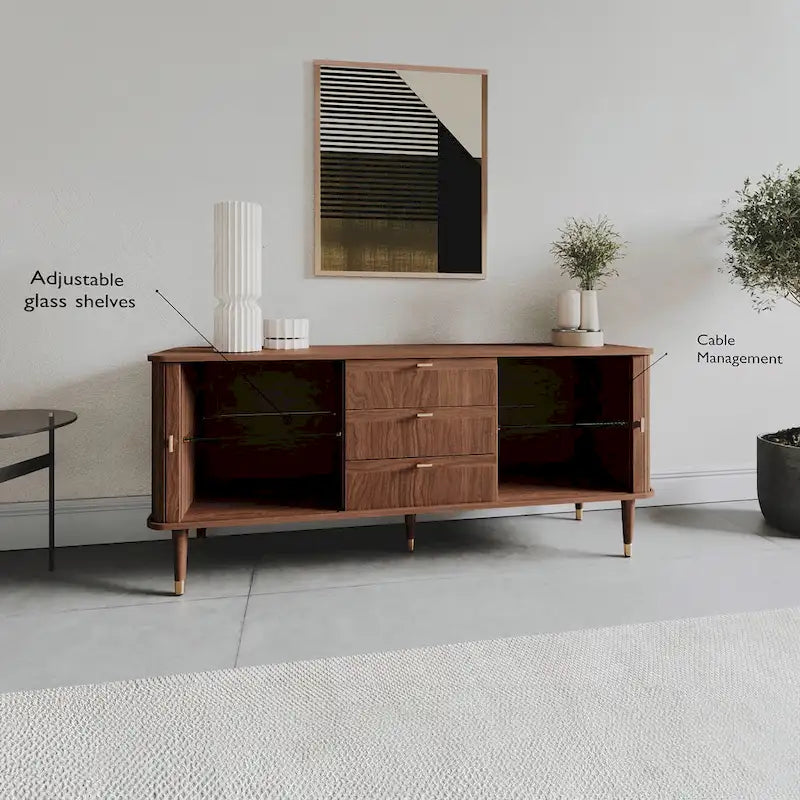 Buffet en bois de noyer à trois tiroirs, style médiéval-moderne.